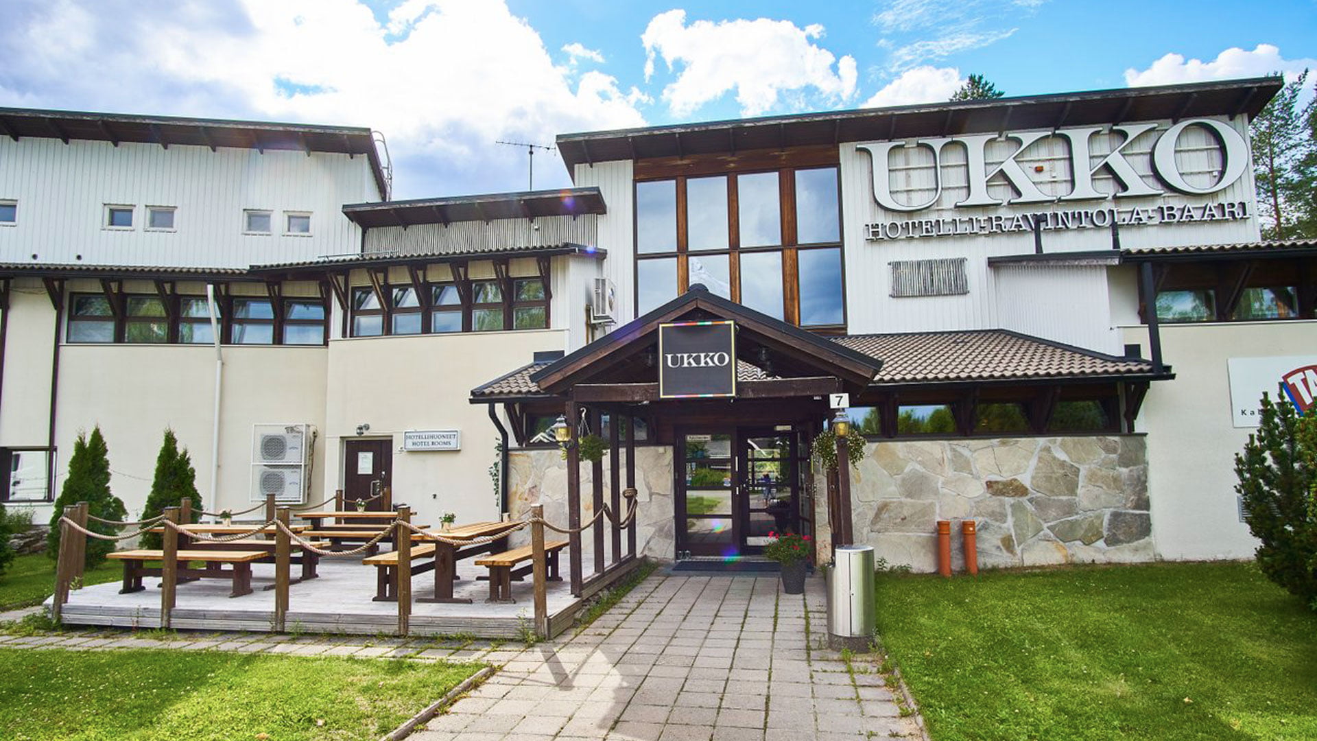 Ukko Bar & Restaurant kesällä