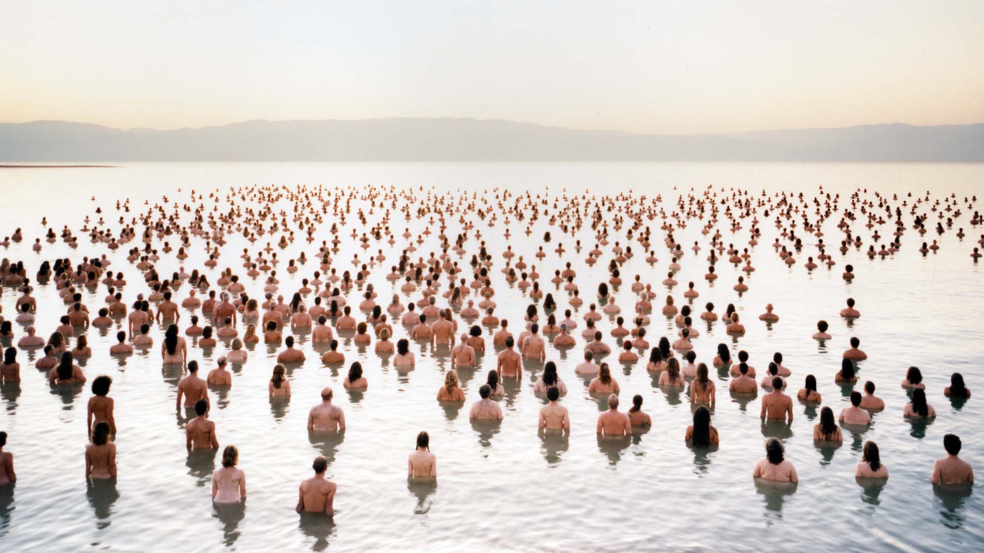 Spencer Tunick is coming to Finland &#8211; Kuopio will be stripping off this summer!